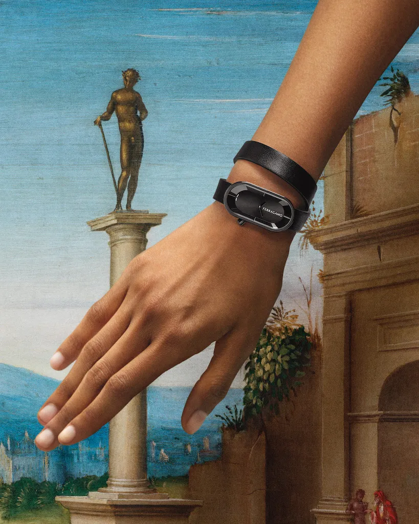 【FERRAGAMO】Curve カーブ レザー ウォッチ 23X46mm Ferragamo | Introducing the Curve Collection